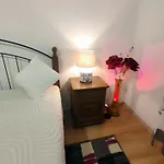 Era Apartment *