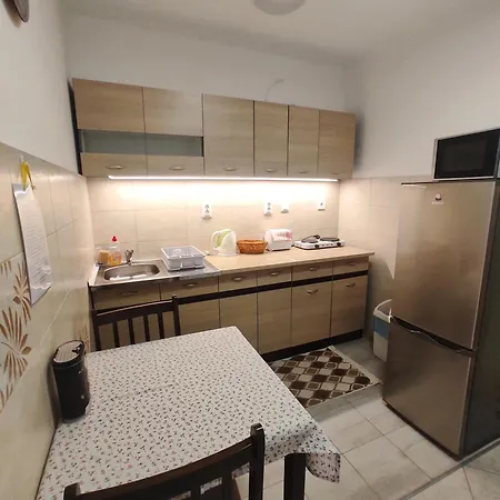 Era Apartmanhaz 